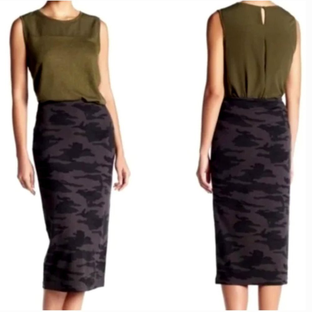 SANCTUARY dark camo bodycon stretch pencil skirt NWT size XS